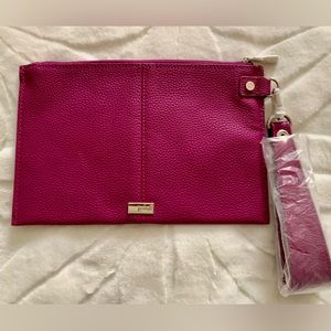 JEWELL by Thirty One Pebble Wristlet NWOT